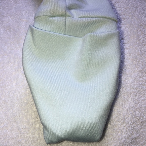 Athleta work out top - Picture 6 of 6